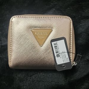 Guess wallet- rose gold